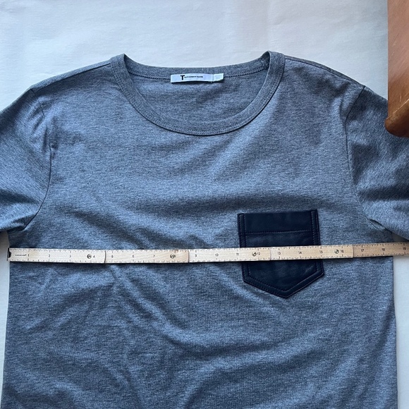 T by Alexander Wang Grey Supima Cotton Relaxed Fit T-Shirt Leather Pocket Tee - Picture 10 of 11